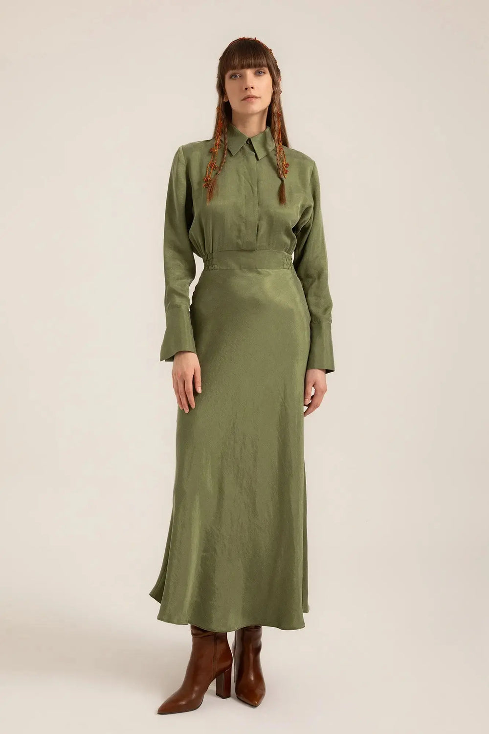 Luna Shirt Maxi Dress in Pesto – Front side view | AJIRAH #Pesto