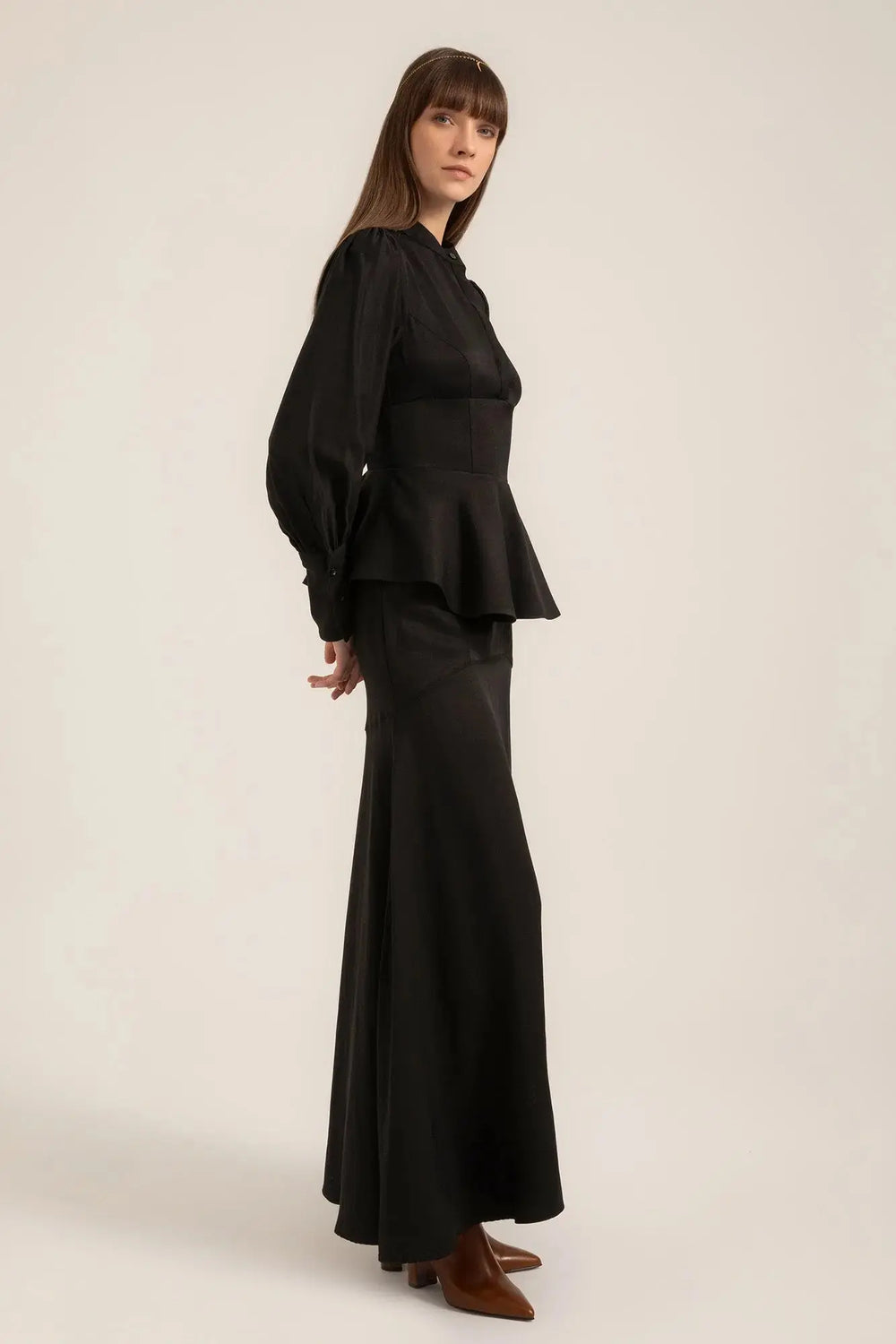 Pia Panel Maxi Skirt in Nero – Full front view | AJIRAH #Nero